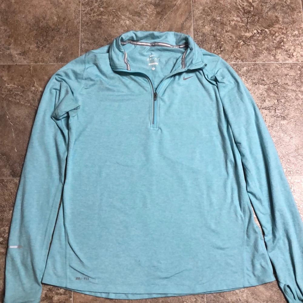 Adorable blue quarter zip Nike Dri-fit